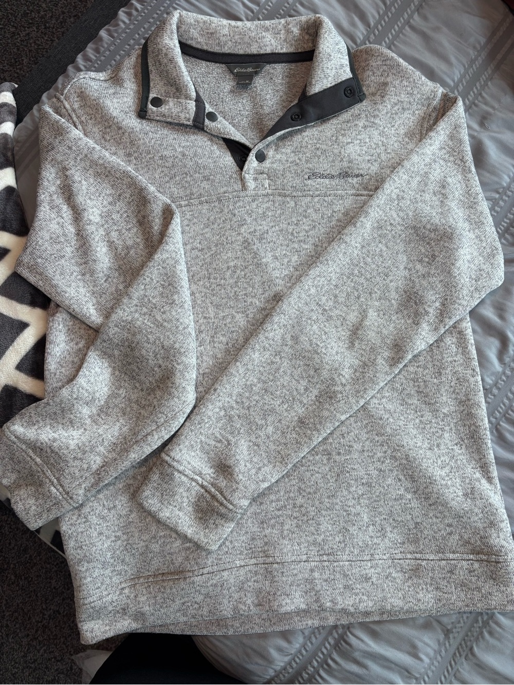 Eddie Bauer Men’s Light Gray Snap-Quarter Zip Pullover
